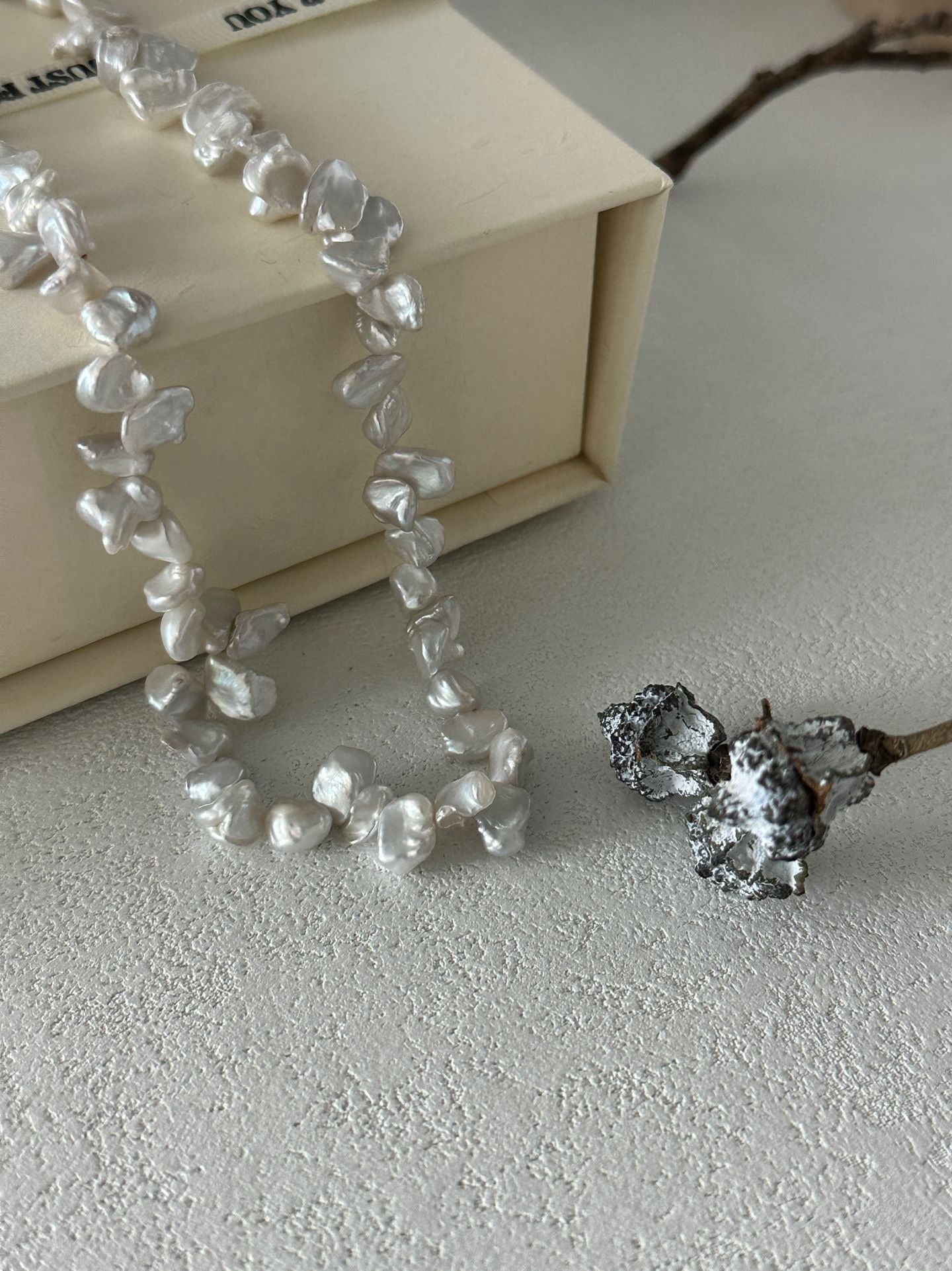 Freshwater Keshi Pearl Necklace – 39+5cm Adjustable Chain with Sterling Silver Clasp & Extender
