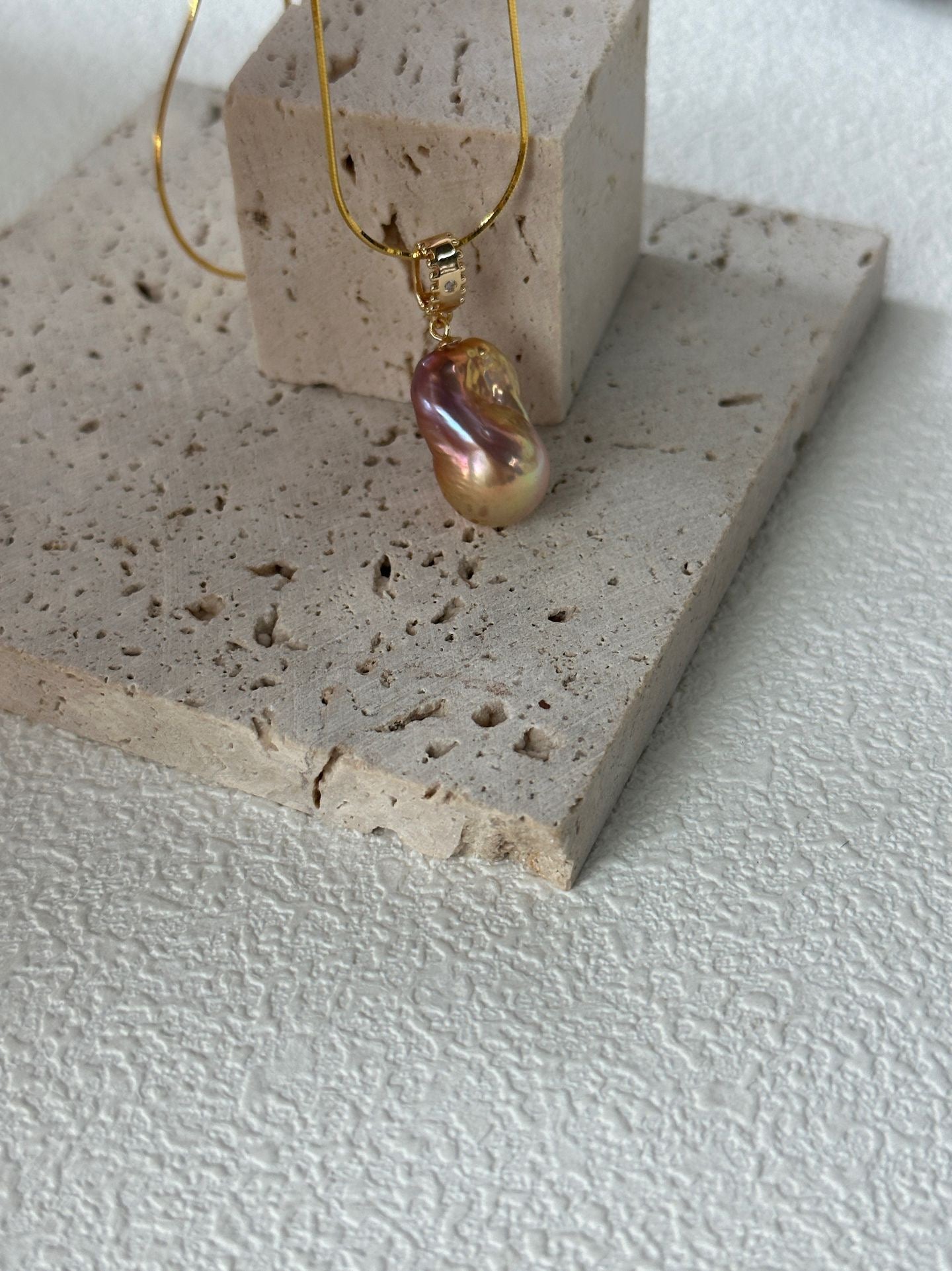 Detachable Baroque Pearl Necklace – 18K Gold Plated 925 Silver, Iridescent Mini Pearl Pendant, CZ Clasp, French Minimalist Jewelry