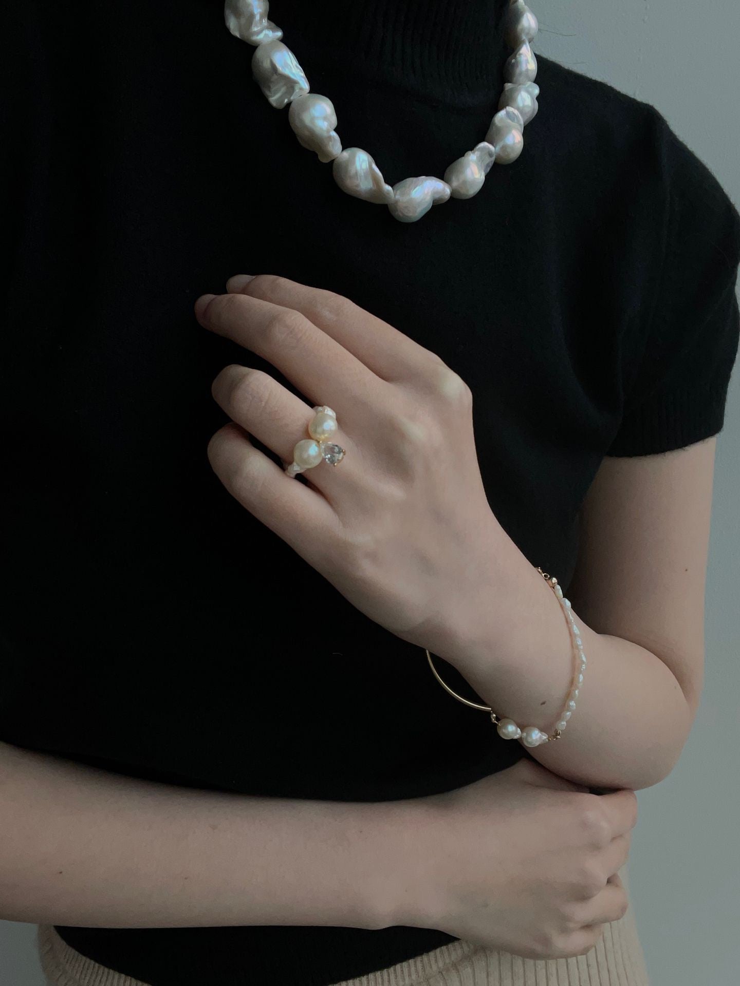 Baroque Pearl Necklace (42cm)/Lapis Lazuli & Baroque Pearl Necklace (Adjustable 40-45cm)