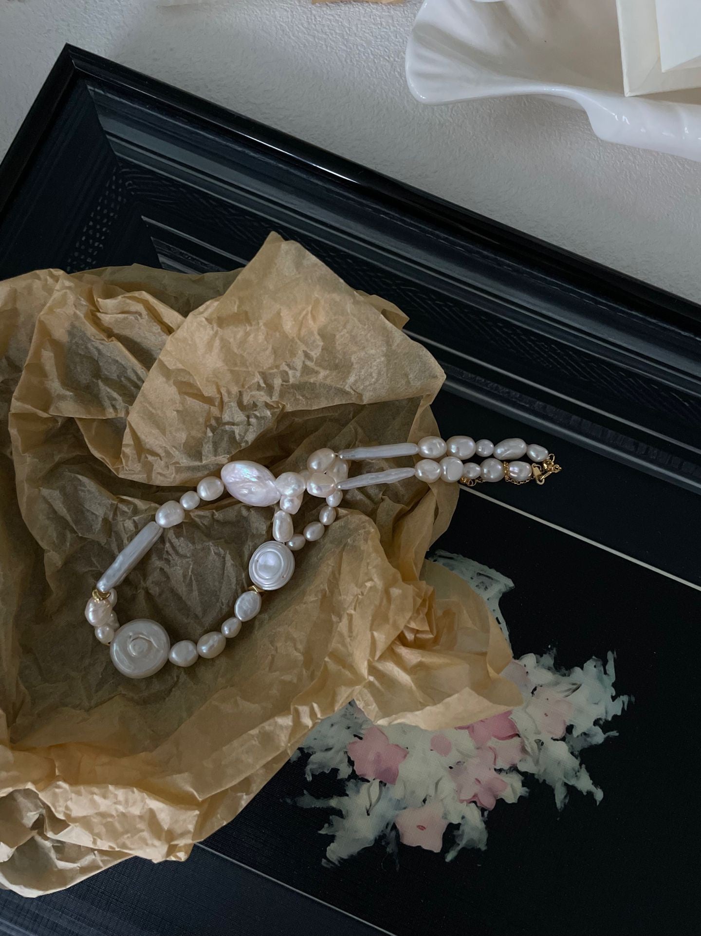 French-Inspired Pearl Choker Necklace | Roman & Rice Pearls | Silver-plated 18K Gold Clasp | 34+5cm