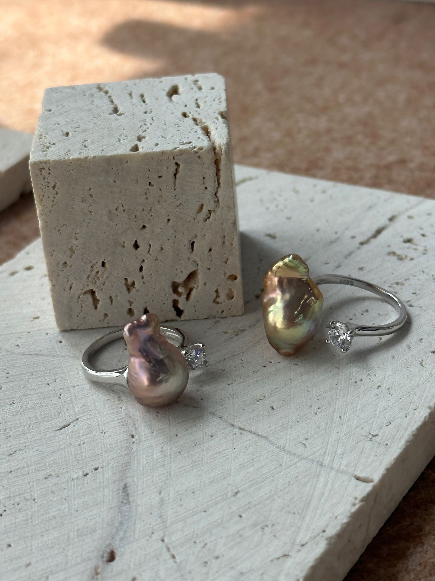 Zircon & Iridescent Baroque Open Ring | Adjustable