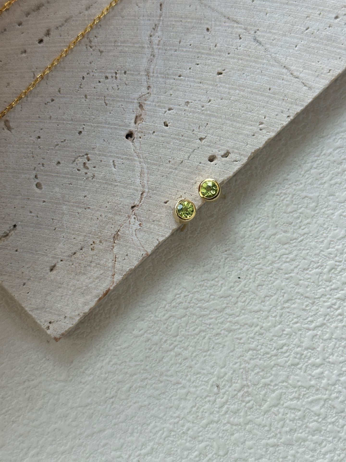 Natural Peridot Stud Earrings – High Clarity, Fine Cut – 18K Gold-Plated Sterling Silver