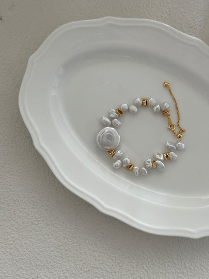 Keshi Baroque Pearl Bracelet | 18K Gold-Plated Silver Clasp & Gold-Plated Copper