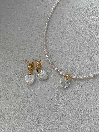 Sakura Pink Seed Bead Necklace with Detachable Heart-Shaped Baroque Pearl Pendant | 18K Gold Vermeil | 39+5cm Adjustable