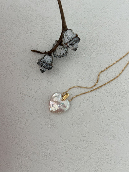 Heart-Shaped Freshwater Pearl Necklace | 50cm Gold Chain | Silver Gold-plated Heart Clasp