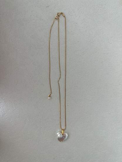 Heart-Shaped Freshwater Pearl Necklace | 50cm Gold Chain | Silver Gold-plated Heart Clasp