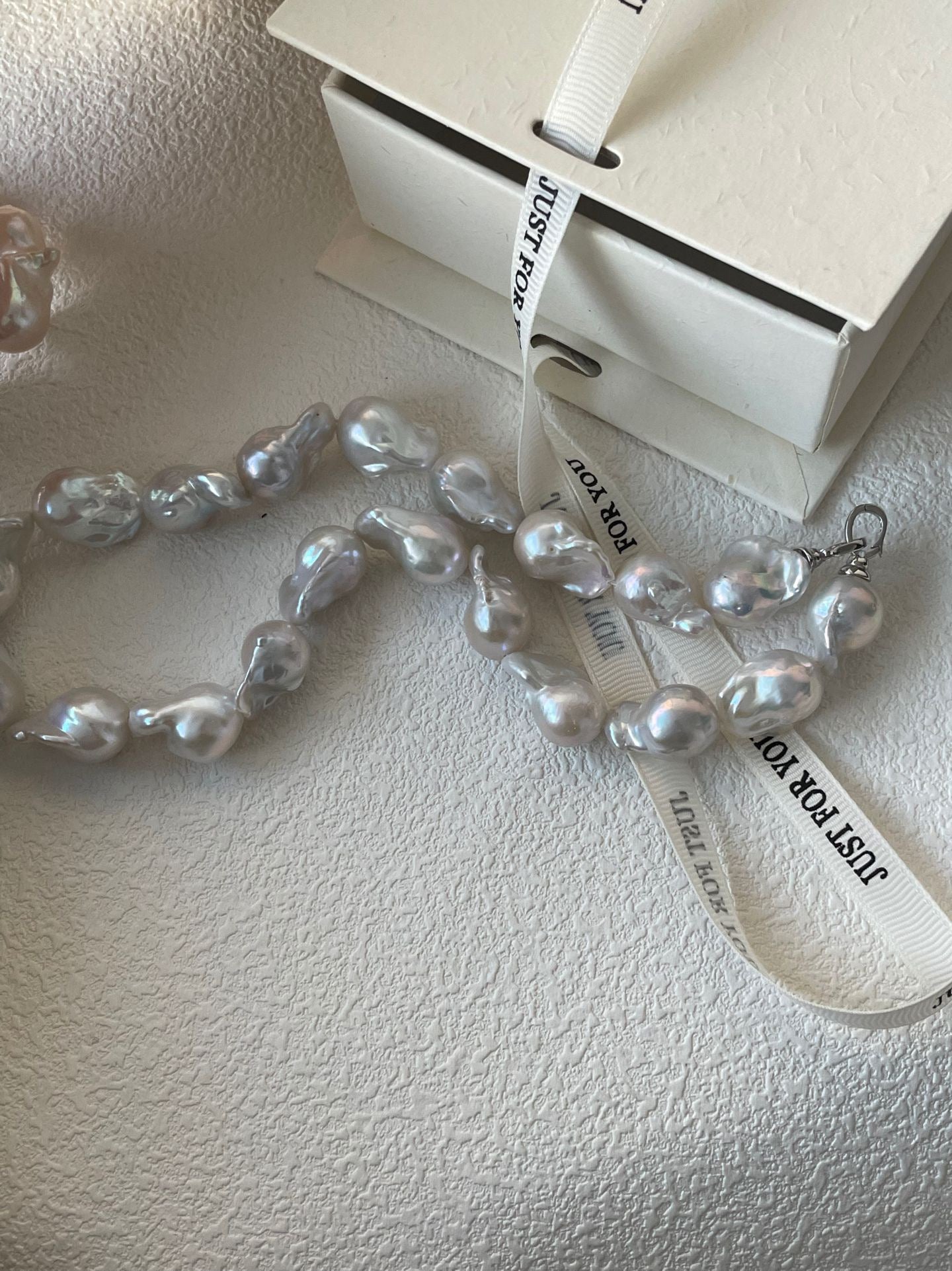 Baroque Pearl Necklace (42cm)/Lapis Lazuli & Baroque Pearl Necklace (Adjustable 40-45cm)