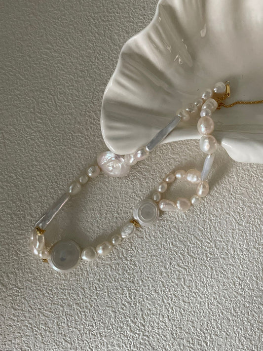 French-Inspired Pearl Choker Necklace | Roman & Rice Pearls | Silver-plated 18K Gold Clasp | 34+5cm