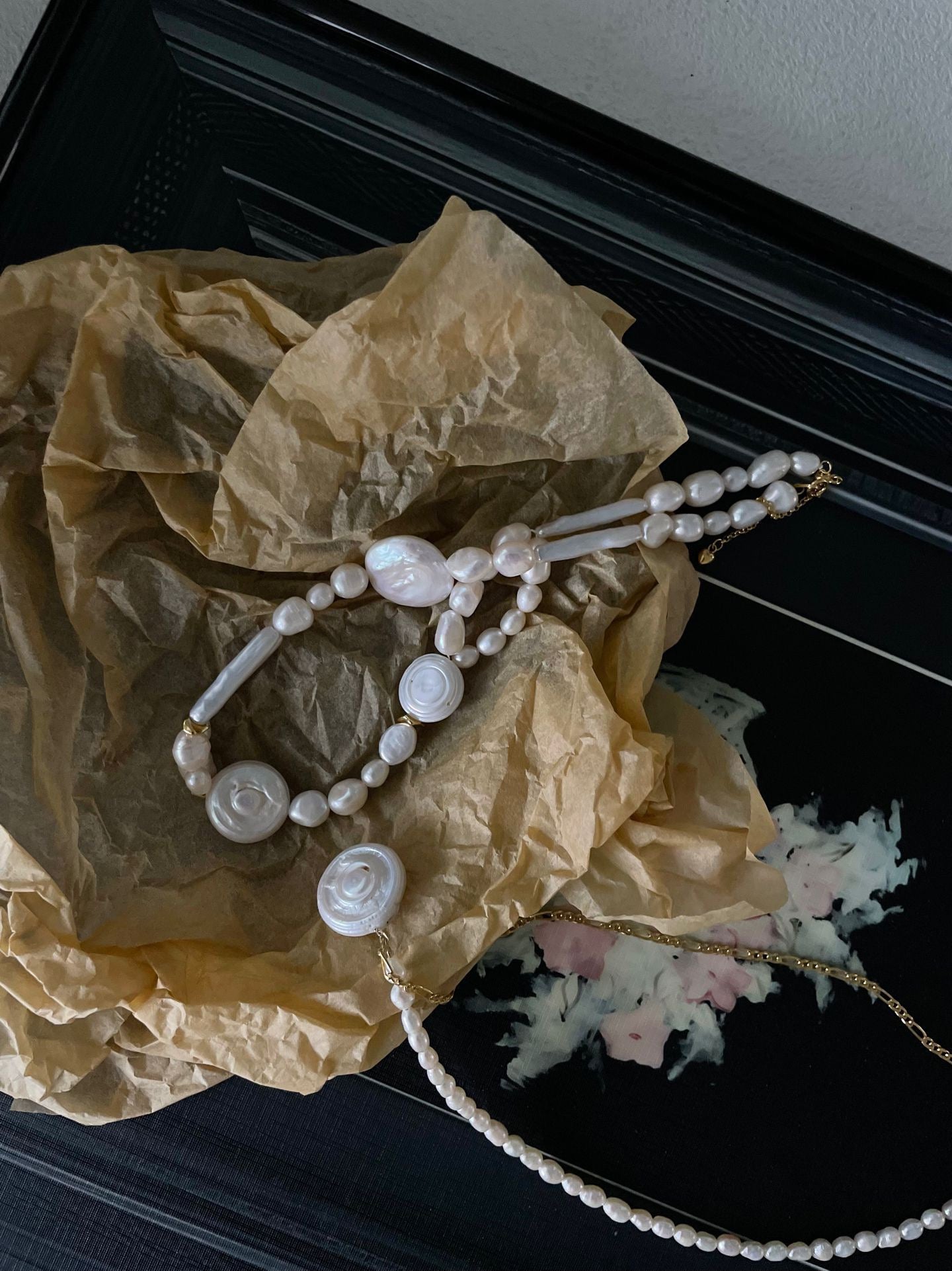 French-Inspired Pearl Choker Necklace | Roman & Rice Pearls | Silver-plated 18K Gold Clasp | 34+5cm