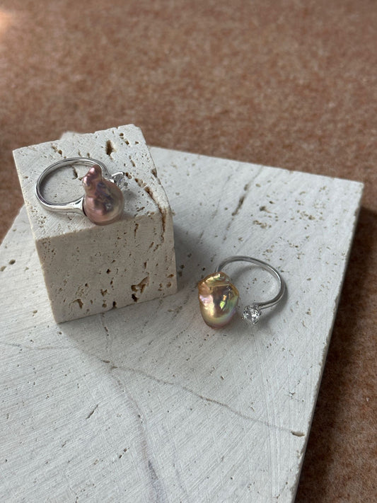 Zircon & Iridescent Baroque Open Ring | Adjustable
