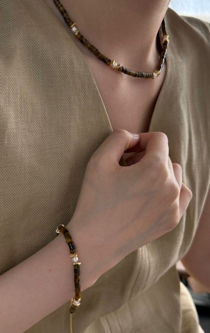Caramel Tiger Eye & Pearl Bracelet | 14.5 + 5 cm Adjustable | Silver 18K Gold-Plated Clasp & Copper Gold-Plated Accents