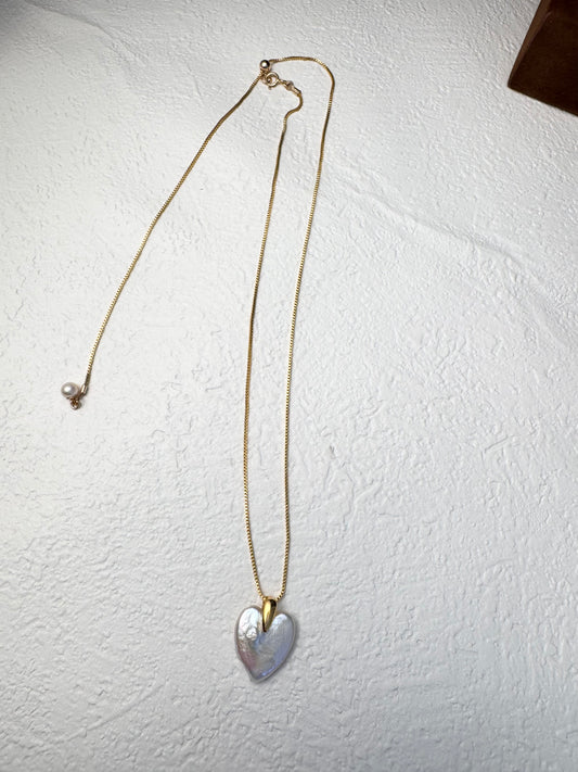 Heart-Shaped Freshwater Pearl Necklace | 50cm Gold Chain | Silver Gold-plated Heart Clasp