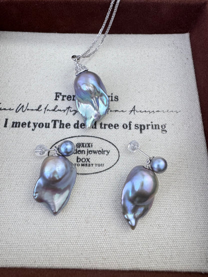 Gray Baroque Pearl Earrings | Freshwater and Saltwater Pearl Drop Design
